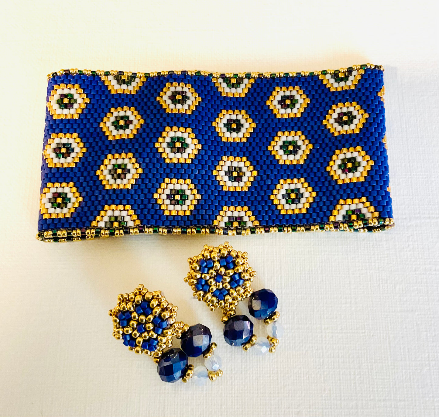 Bracciale con orecchini