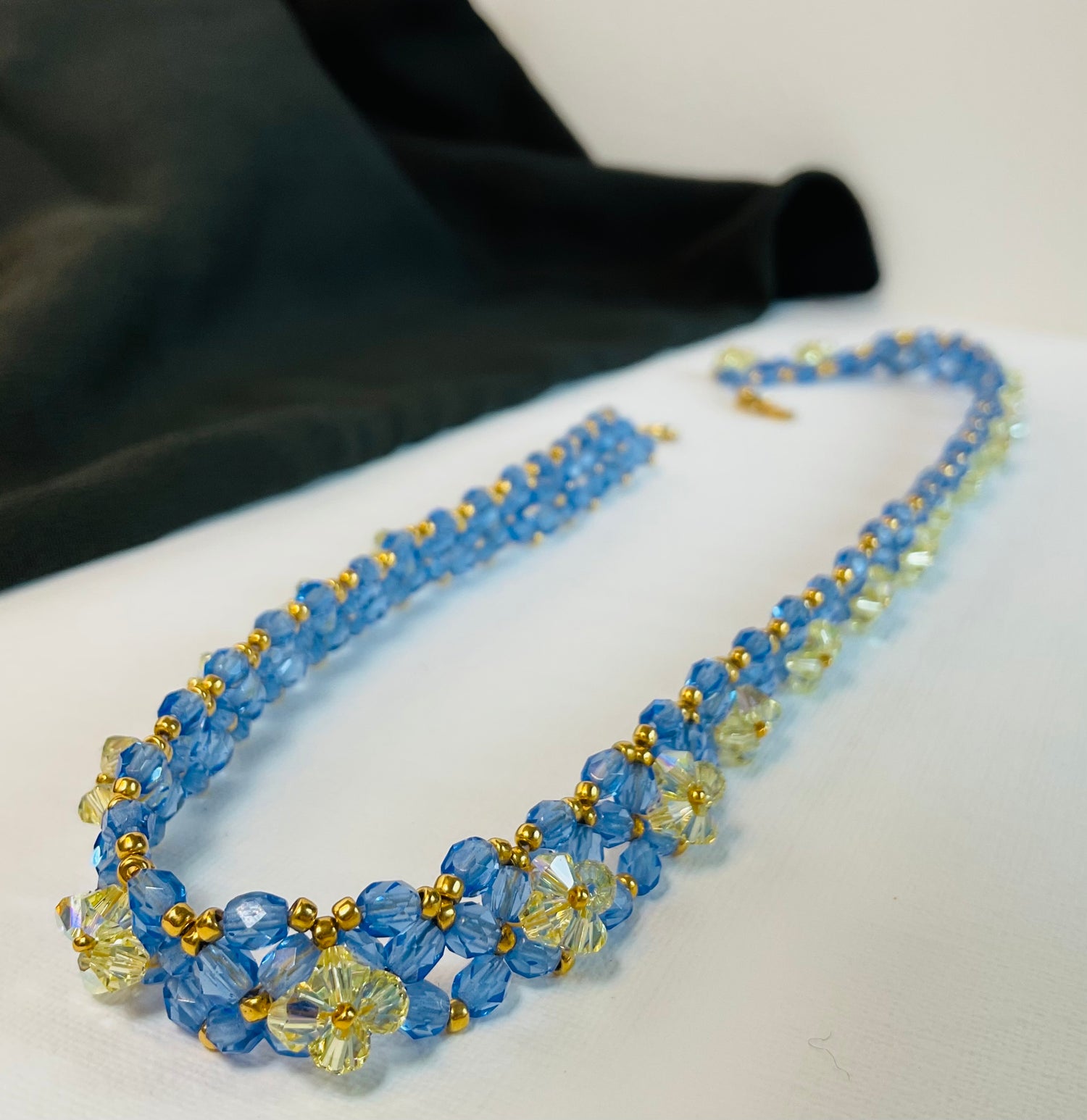 Collana artigianale fatto a mano con perline in vetro Miyuki 