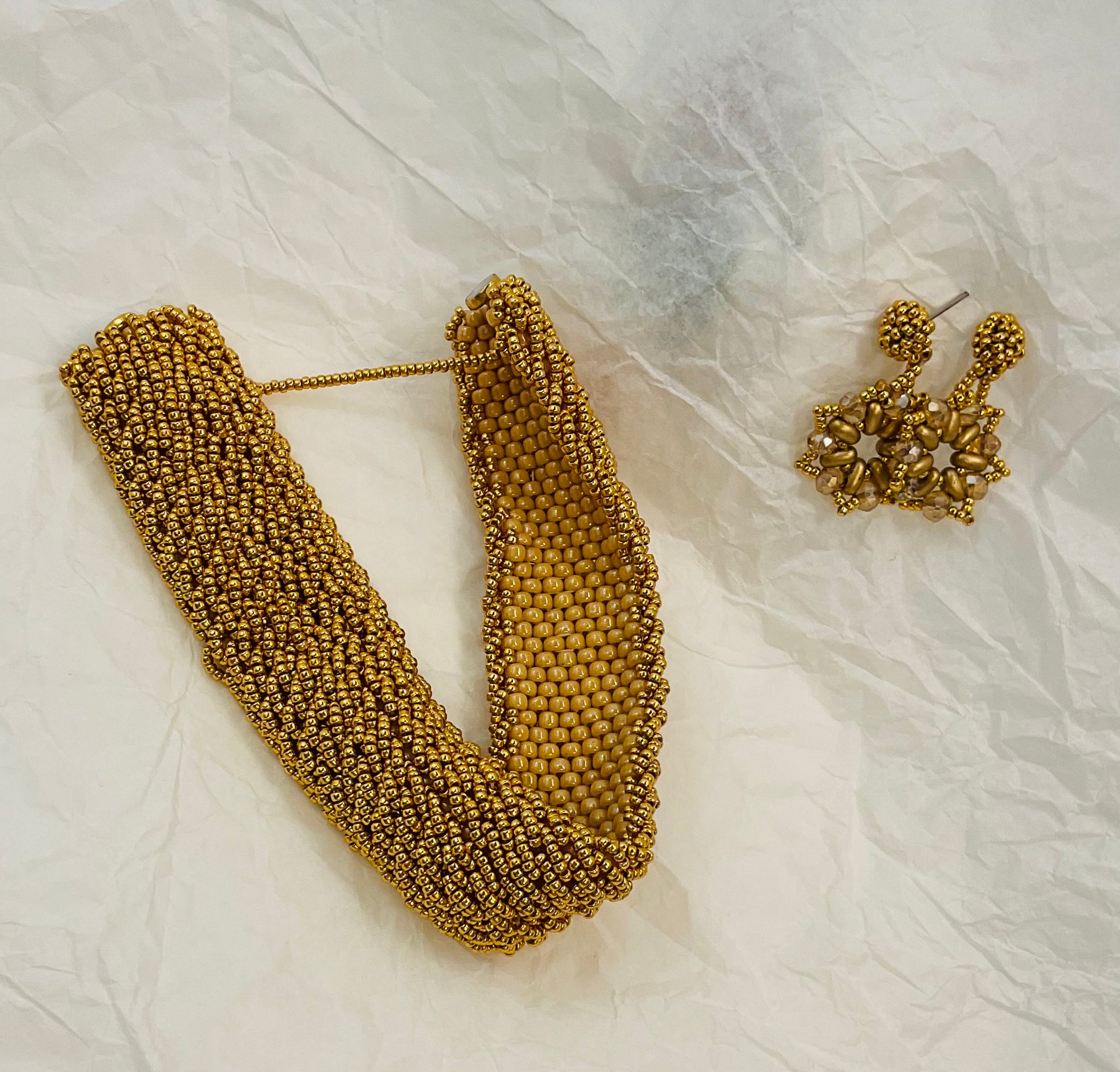 Bracciale con orecchini fatti a mano con perline in vetro Miyuki