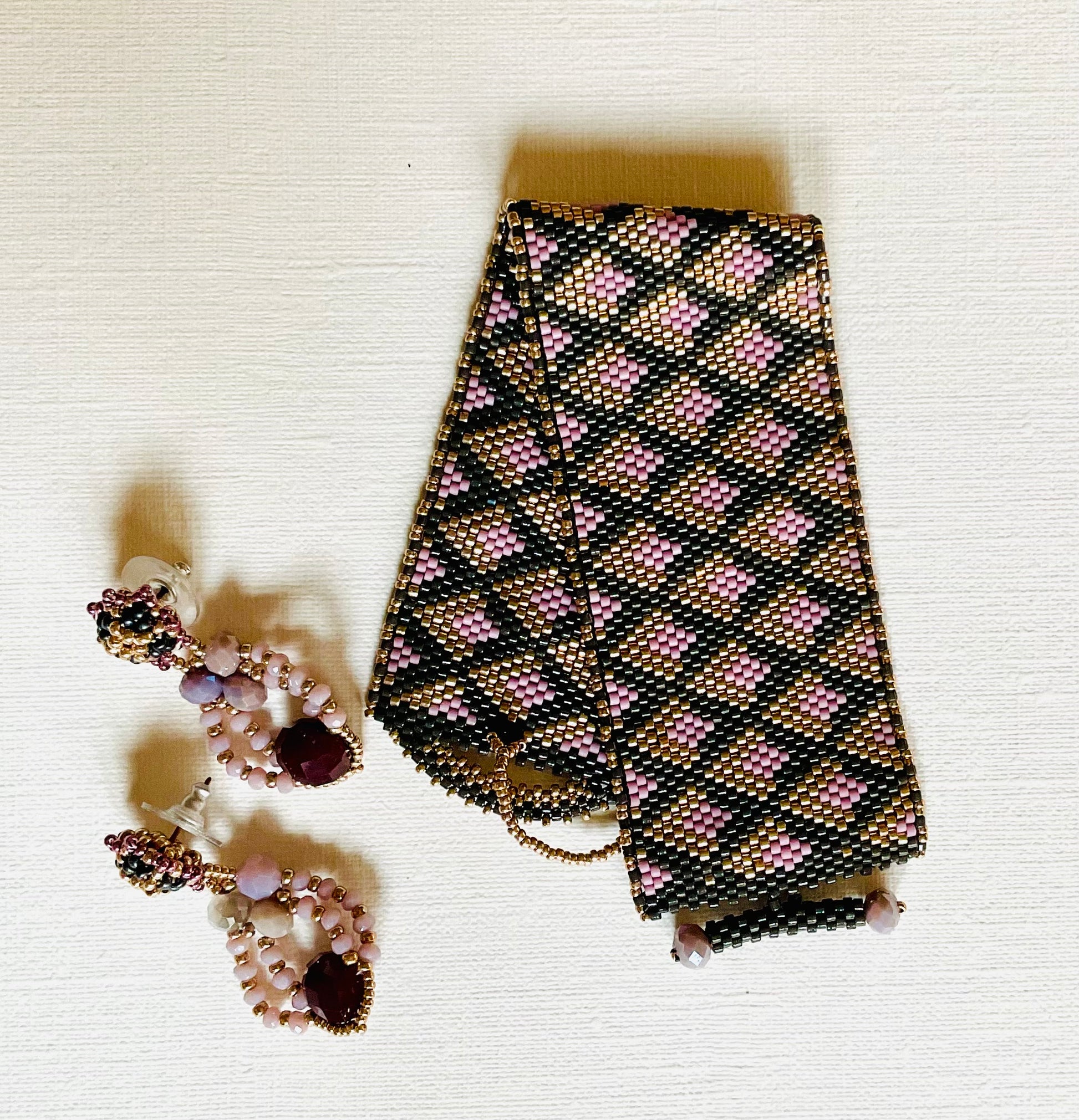 Bracciale con orecchini fatti a mano con perline in vetro Miyuki