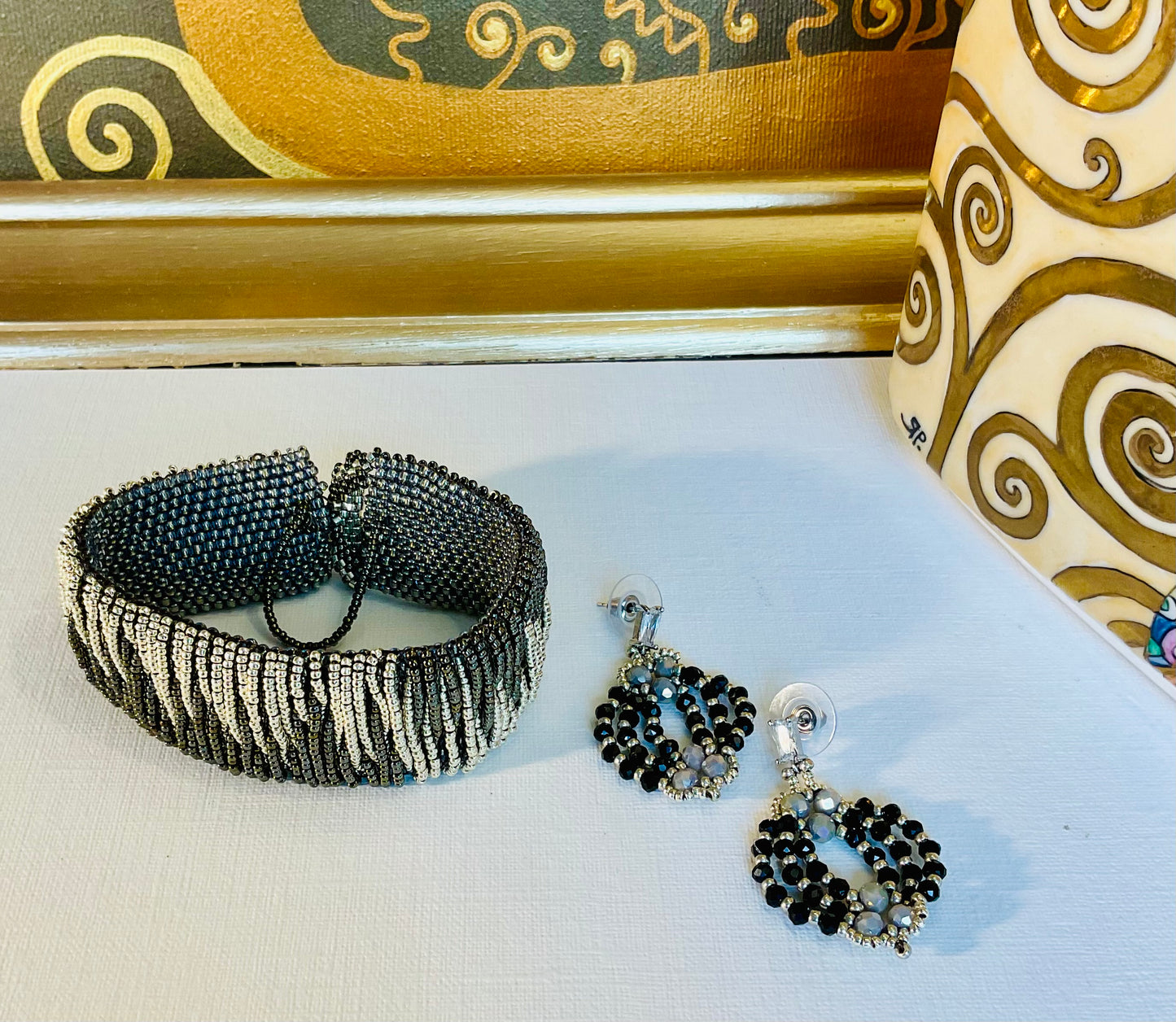 Bracciale con orecchini fatti a mano con perline in vetro Miyuki