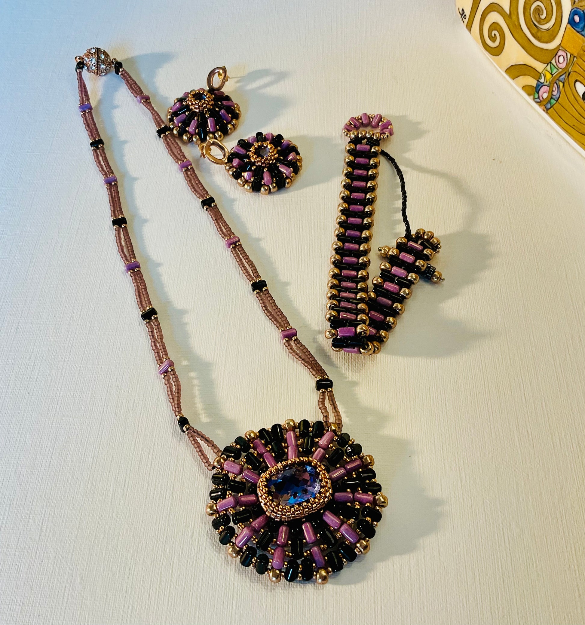 Collana con bracciale ed orecchini artigianali fatti a mano con perline in vetro Miyuki 