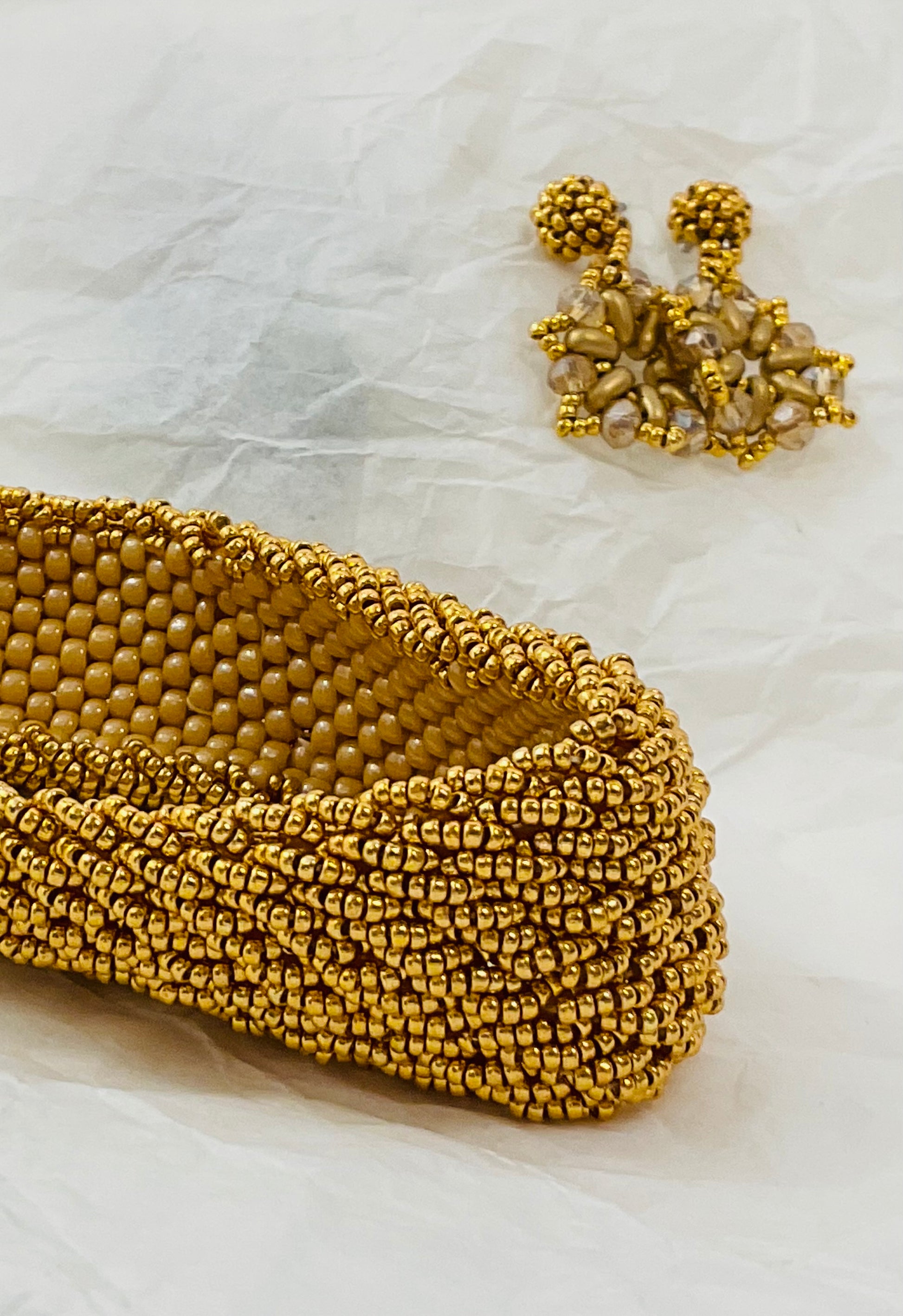 Bracciale con orecchini fatti a mano con perline in vetro Miyuki
