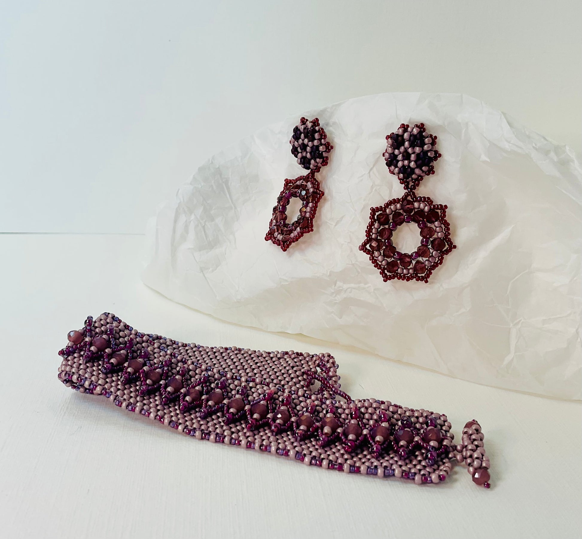 Bracciale con orecchini fatti a mano con perline in vetro Miyuki 