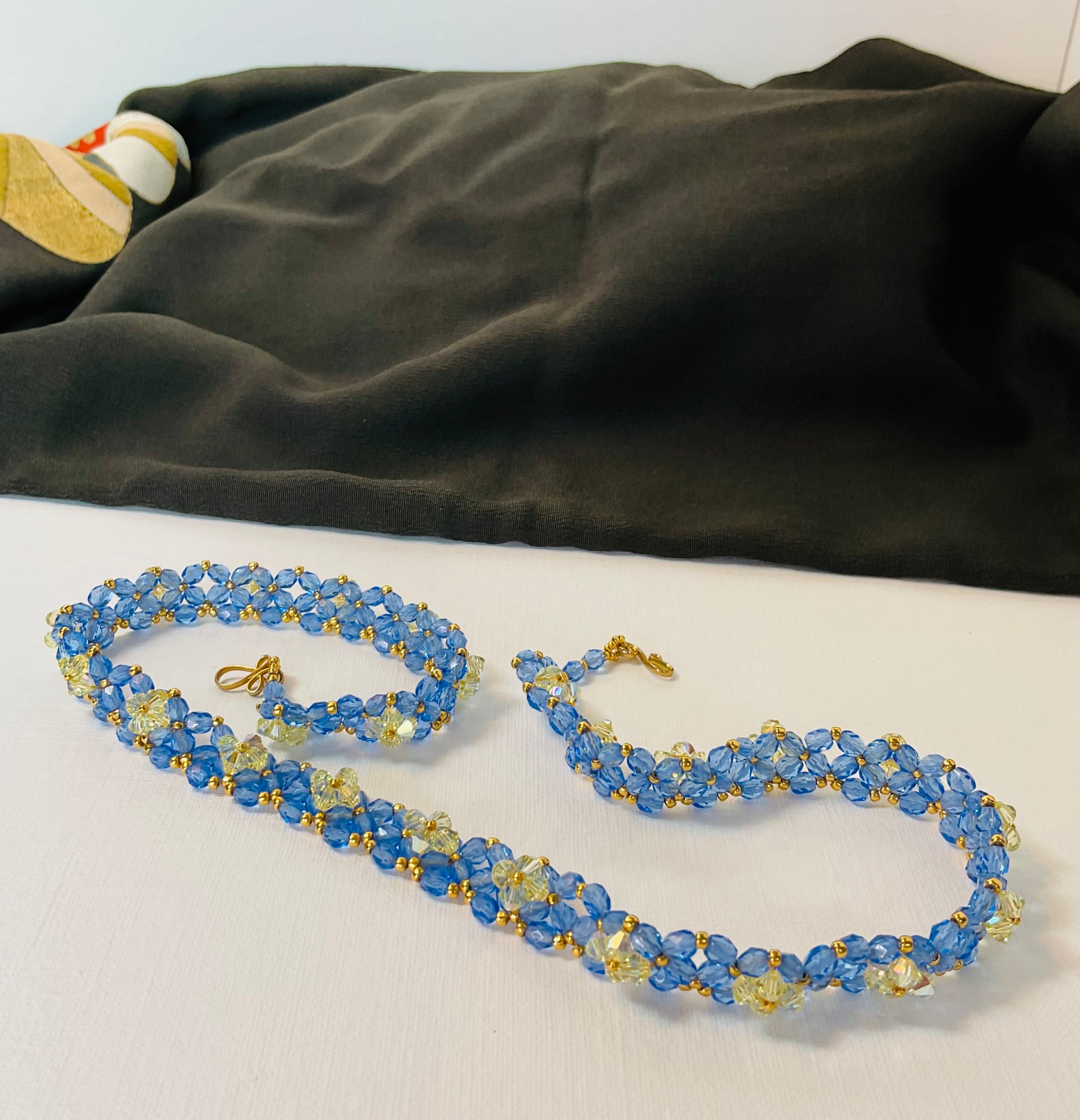 Collana fatta a mano con perline in vetro Miyuki 
